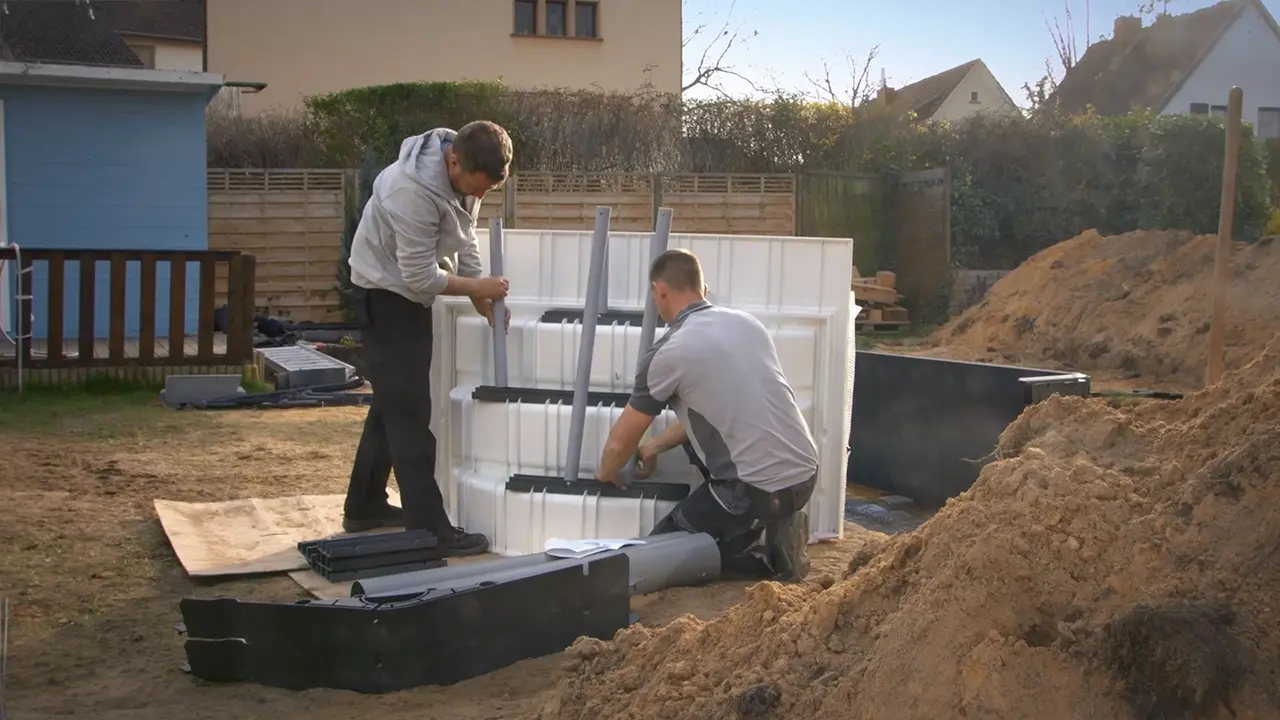 Treppe zur Montage auf den Kopf stellen